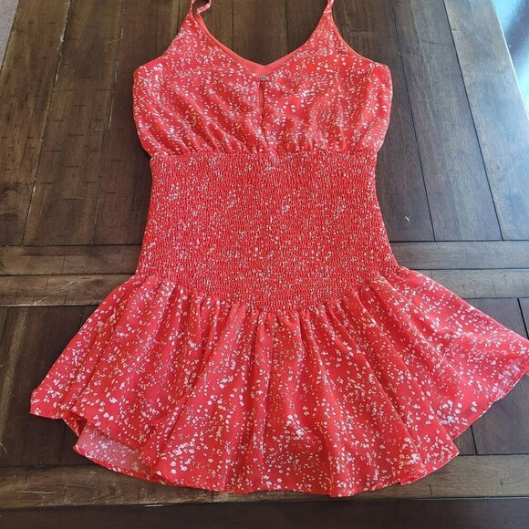 She + Sky Womens Red Sleeveless Smocked Ruffle Hem Dress Medium - Picture 4 of 8